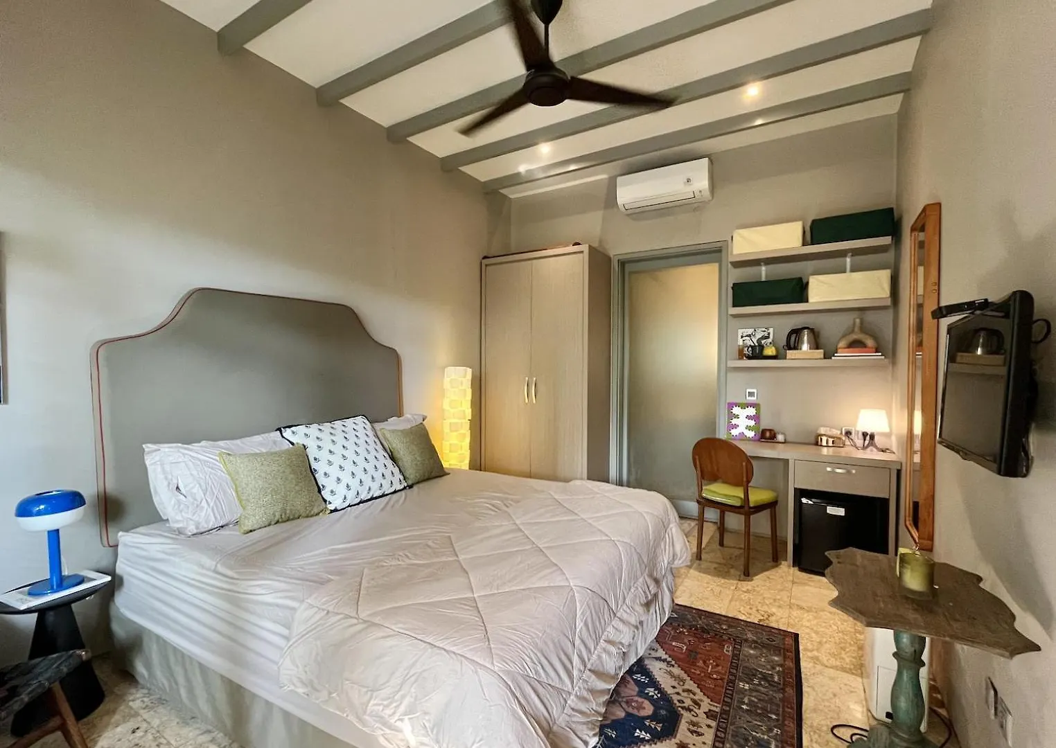 Private Room at 18 Bali Room & Studio Kerobokan